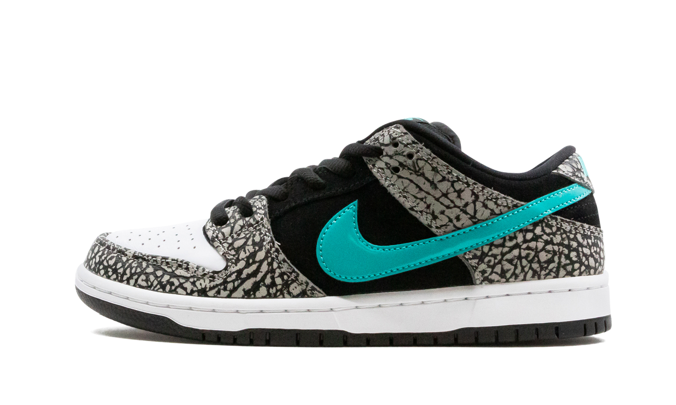 Nike Dunk SB Low Pro "Elephant"