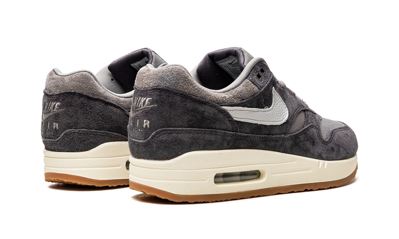 Air Max 1 PRM Crepe „Soft Grey“