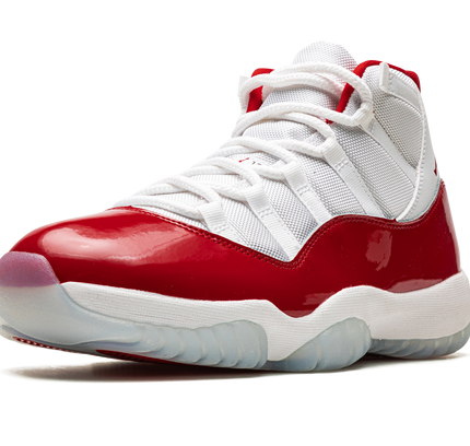 Air Jordan 11 "Cherry 2022"