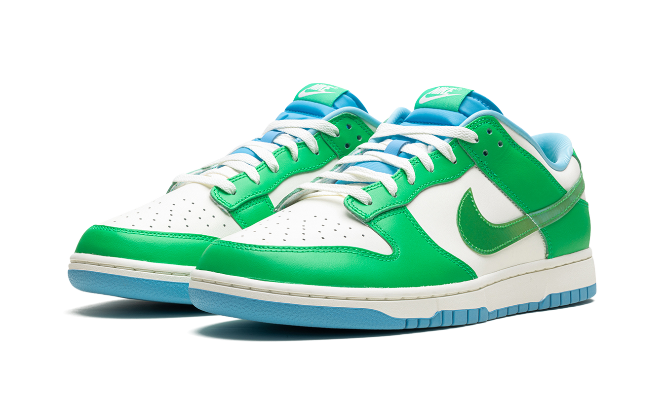 Nike Dunk Low "Green Shock"