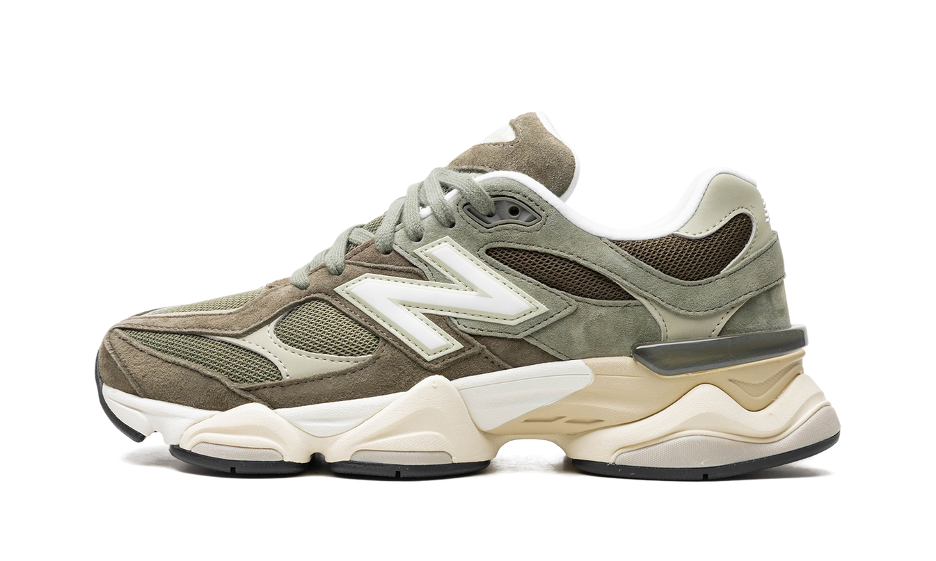 New Balance 9060 „Dunkel Camo / Dunkel Oliv / Sandstein“