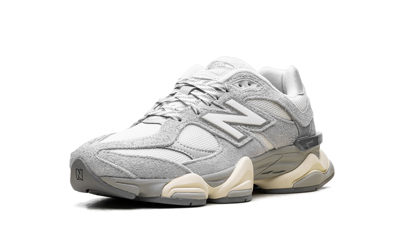 New Balance 9060 "Light Grey White"