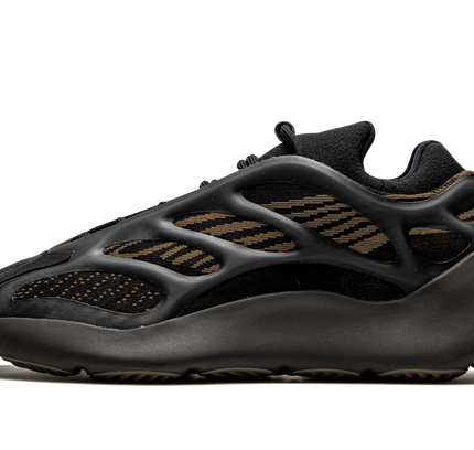 Yeezy 700 V3 „Lehmbraun“