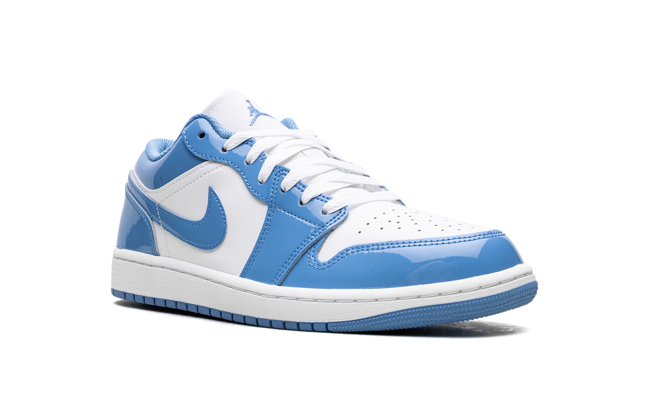 Air Jordan 1 Low SE "White Legend Blue"