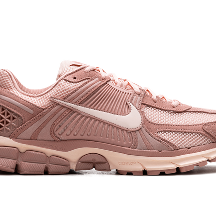 Zoom Vomero 5 „Roter Starburst“