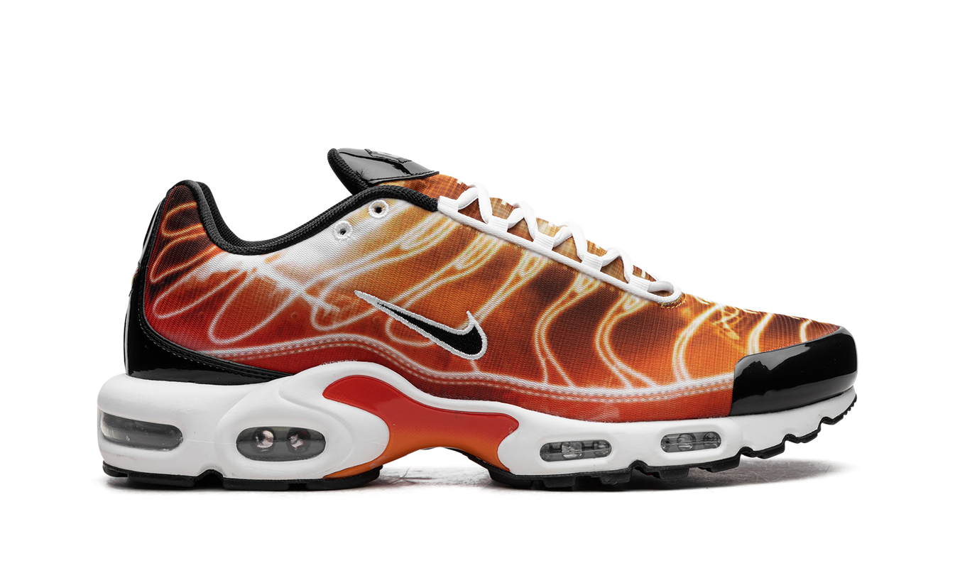 Air Max Plus „Lichtfotografie – Sportrot“