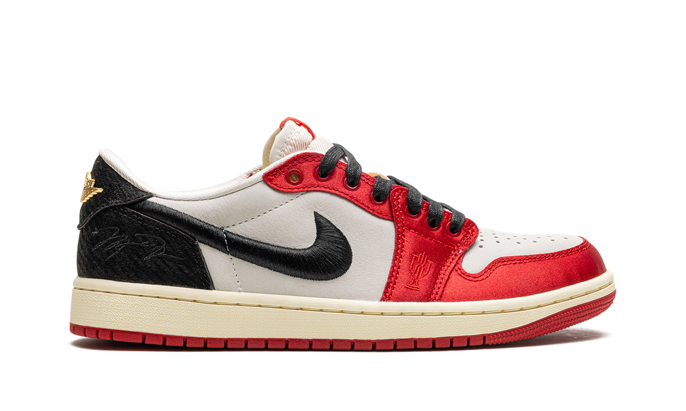 Air Jordan 1 LOW "Trophy Room - Away"
