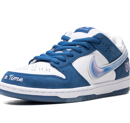 Nike Dunk SB Low "Born x Raised"