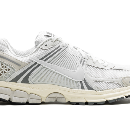 Nike Zoom Vomero 5 "Platinum Tint"