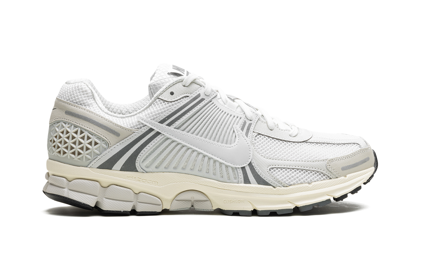 Zoom Vomero 5 „Platinum Tint“