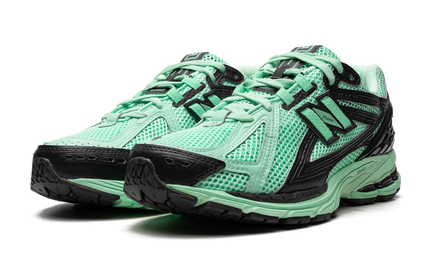 New Balance 1906R 