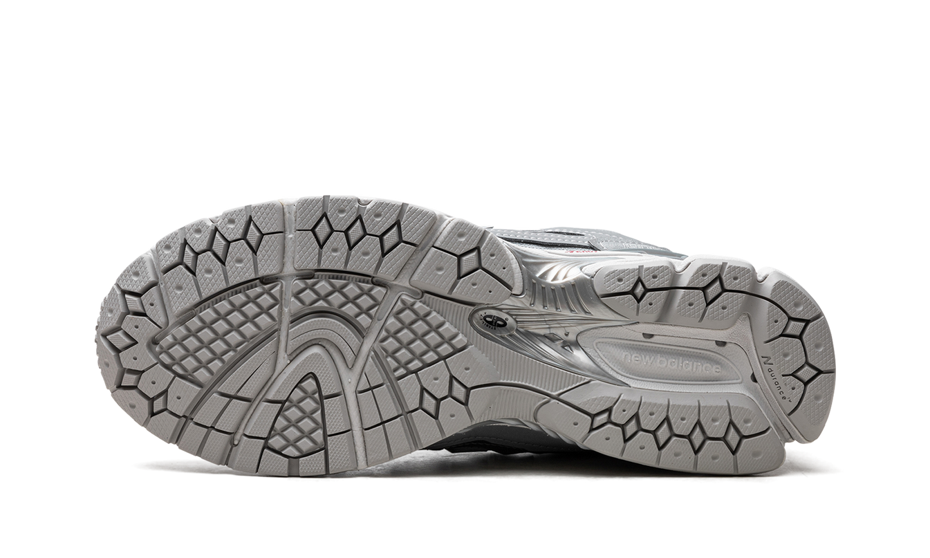 New Balance 1906D "PROTECTION PACK - SILVER METALLIC"