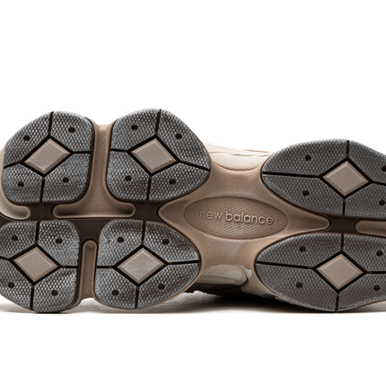 New Balance 9060 „Pilzbraun“