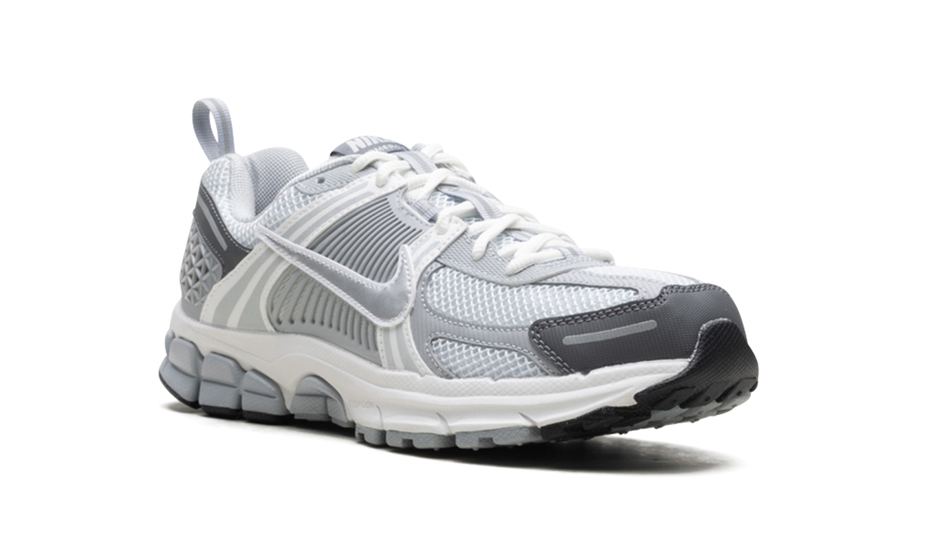 Zoom Vomero 5 „Pure Platinum“