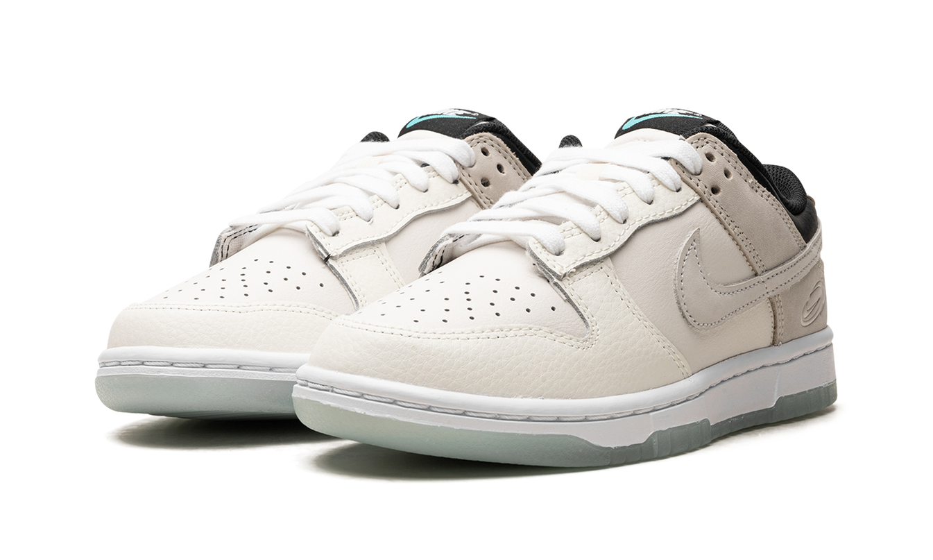 Nike Dunk Low WMNS "Supersonic"