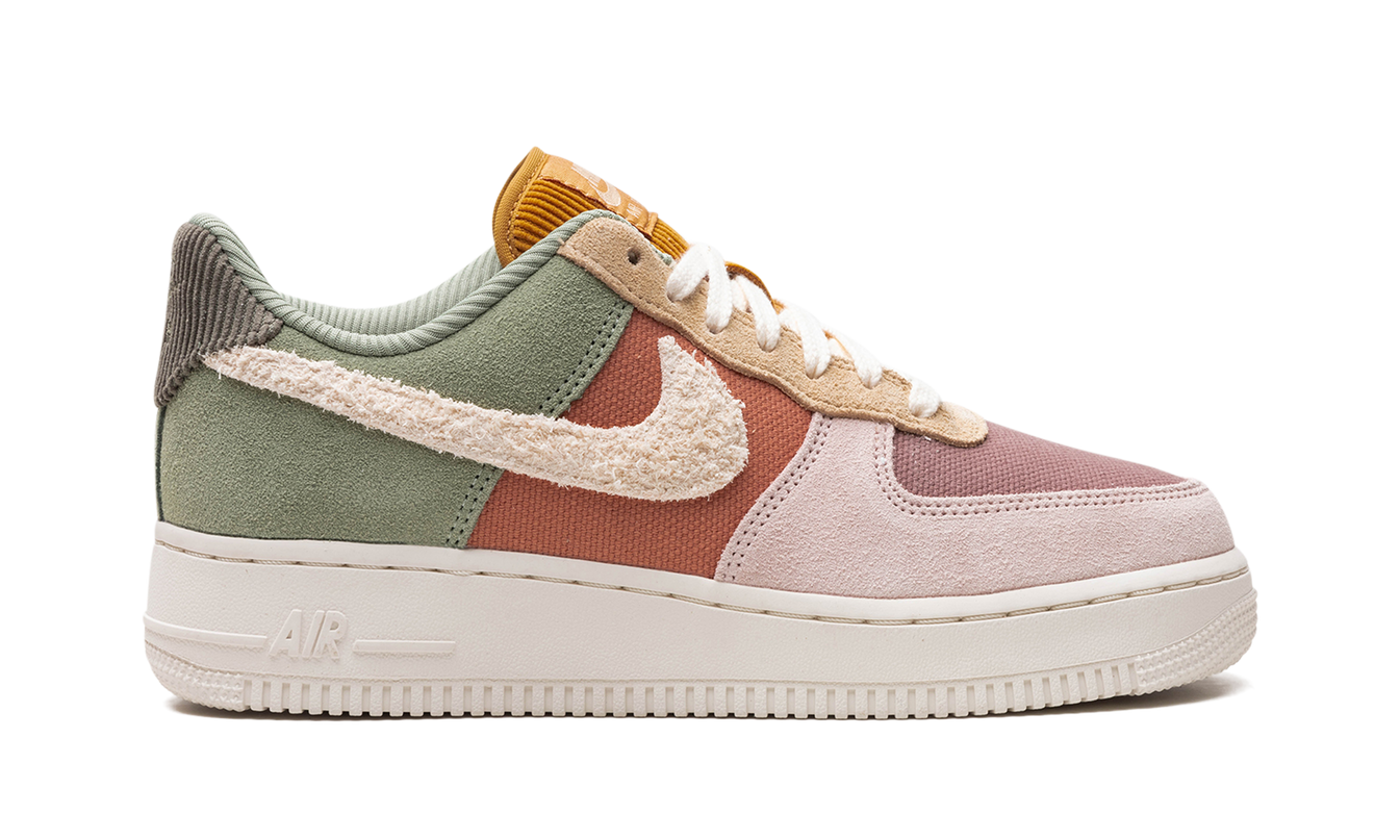 Nike Air Force 1 WMNS "Oil Green"