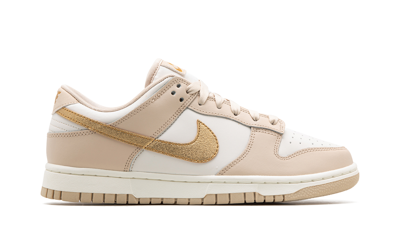 Nike Dunk Low WMNS "Phantom Metallic Gold"