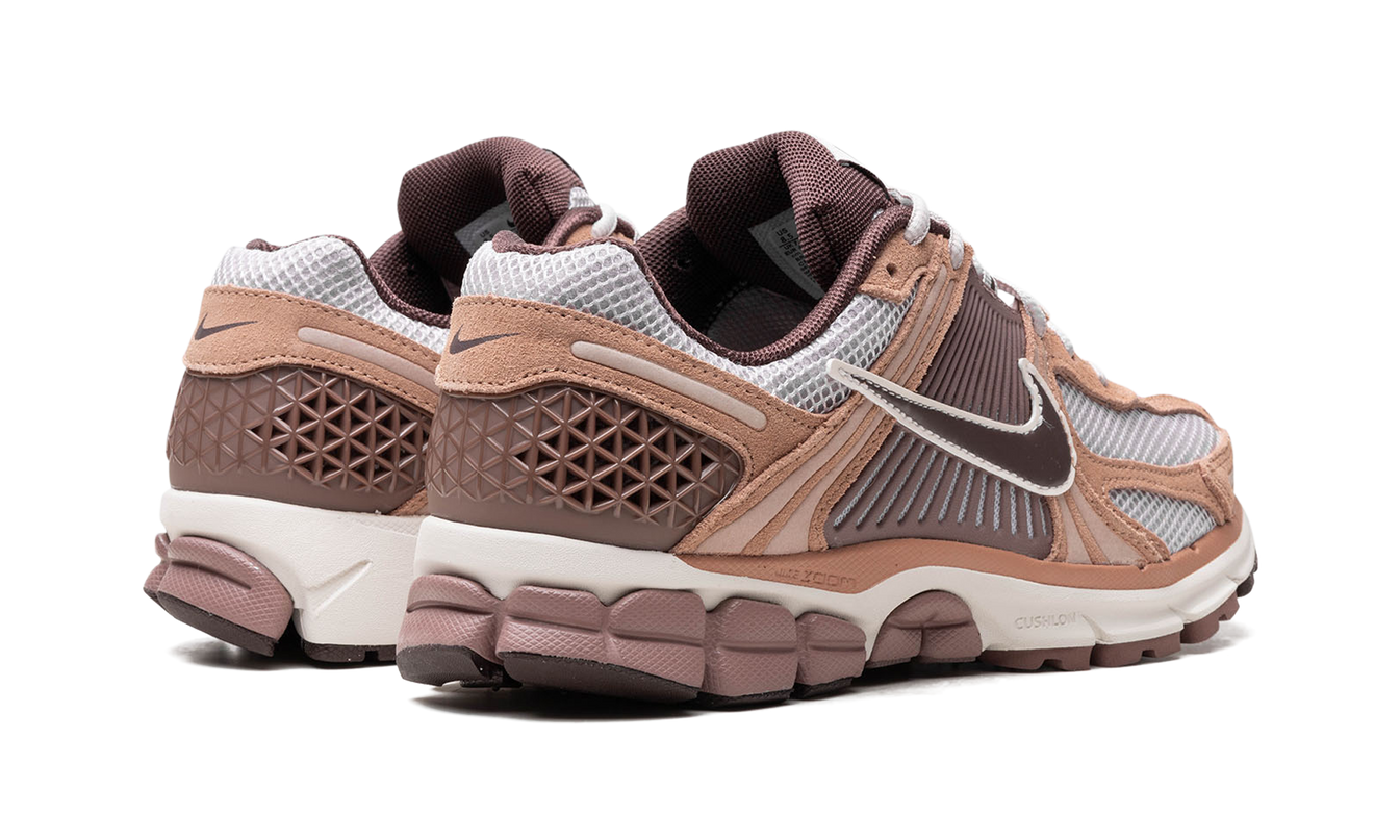 Nike Zoom Vomero 5 "Dusted Clay"