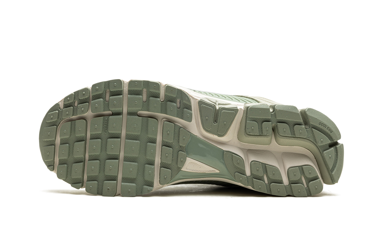 Nike Zoom Vomero 5 "Jade Horizon"