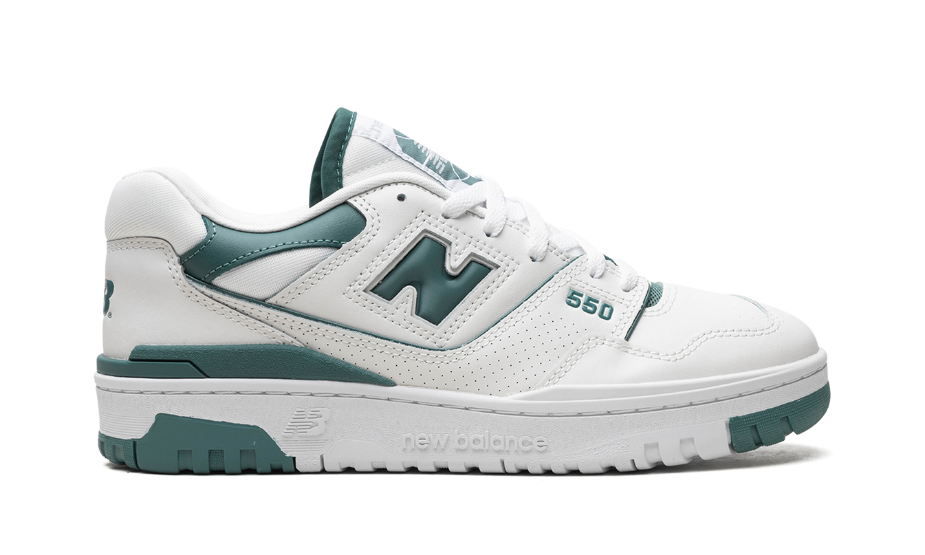 New Balance 550 WMNS "Reflection / New Spruce"