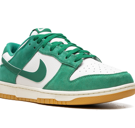 Nike Dunk Low SE "Malachite"
