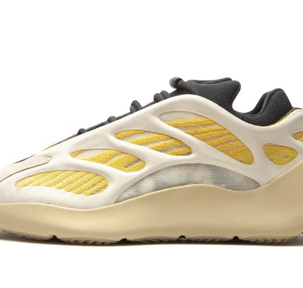 Yeezy 700 V3 „Saflor“