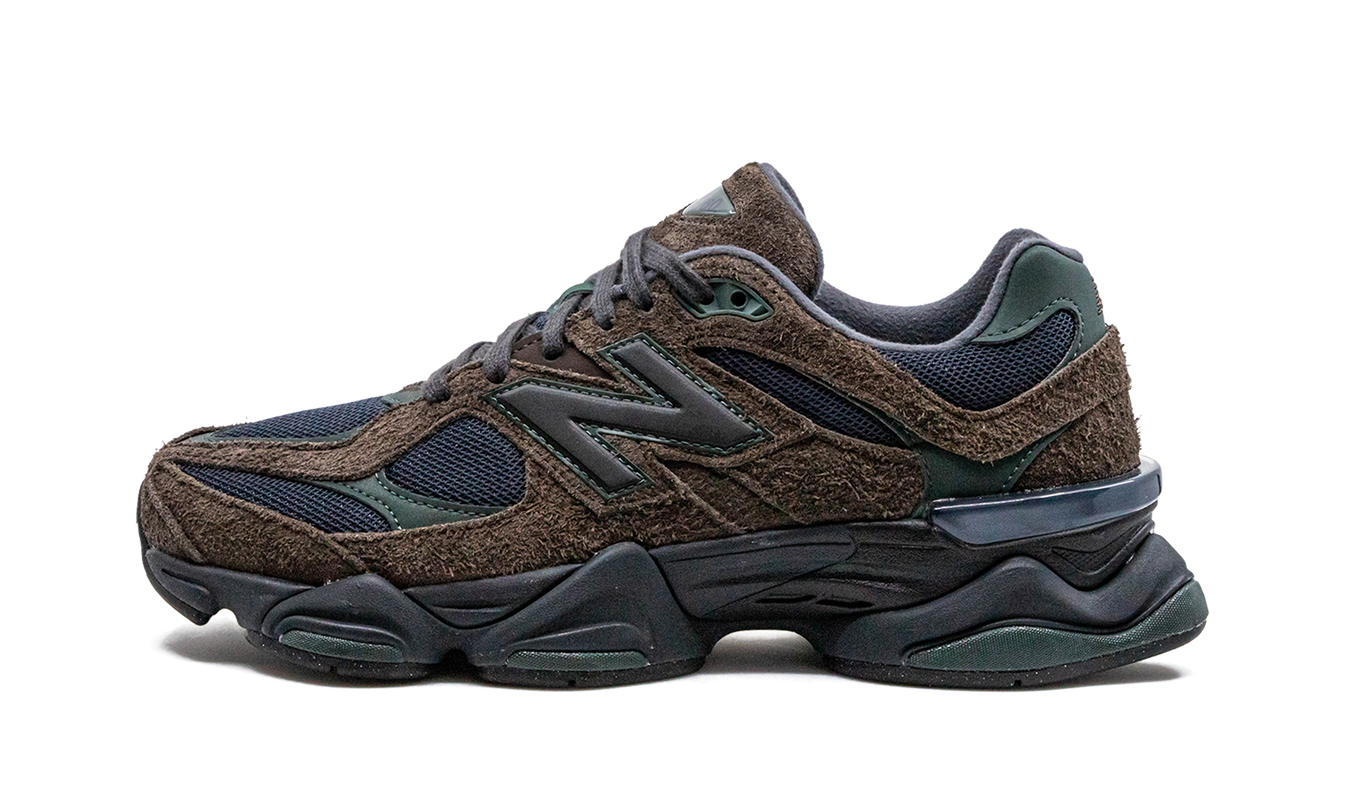 New Balance 9060 „Rindfleisch und Brokkoli“