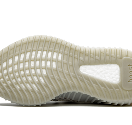 Yeezy Boost 350 V2 „Rücklicht“