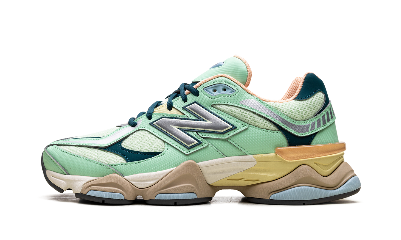 New Balance 9060 „Sweetgrass Deep Ocean“