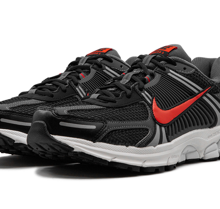 Nike Zoom Vomero 5 "Black Picante Red"