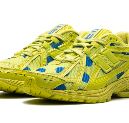 New Balance 1906R „Polka Dot Pack Volt“
