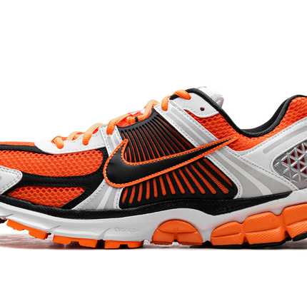 Nike Zoom Vomero 5 "Total Orange"