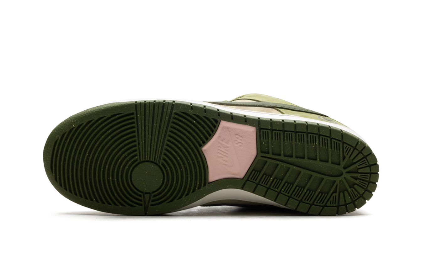 Nike SB Dunk Low "Yuto Horigome - Matcha"