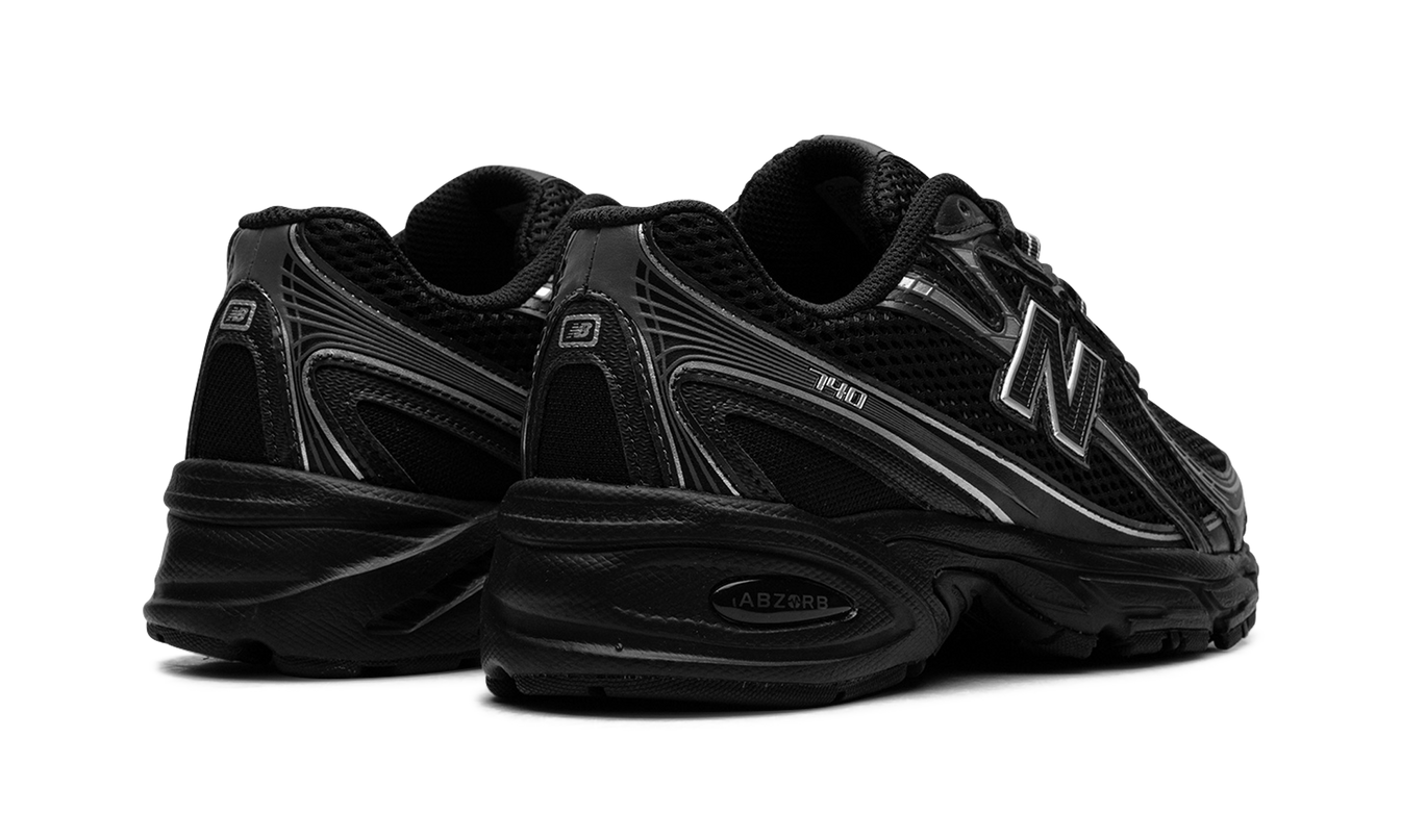 New Balance 740 "Black Silver"
