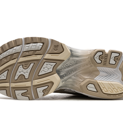 GEL-KAYANO 14 WMNS „Simply Taupe“