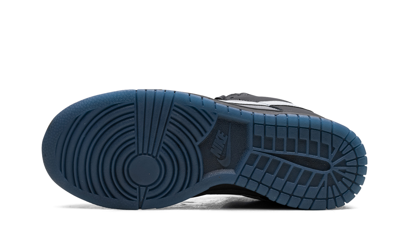 Nike Dunk Low "Anthracite"