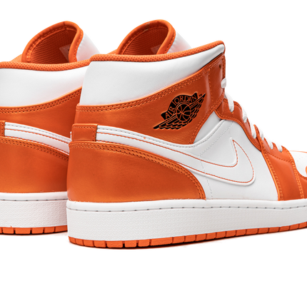 Air Jordan 1 Mid SE "Electro Orange"