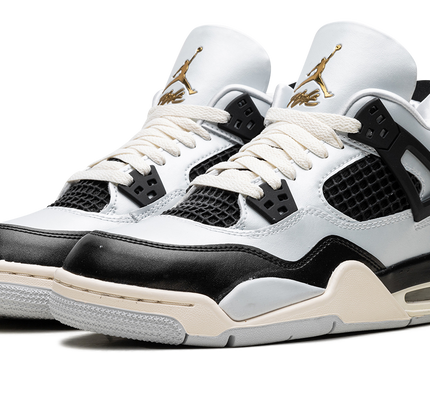 Air Jordan 4 GS „Pure Platinum“