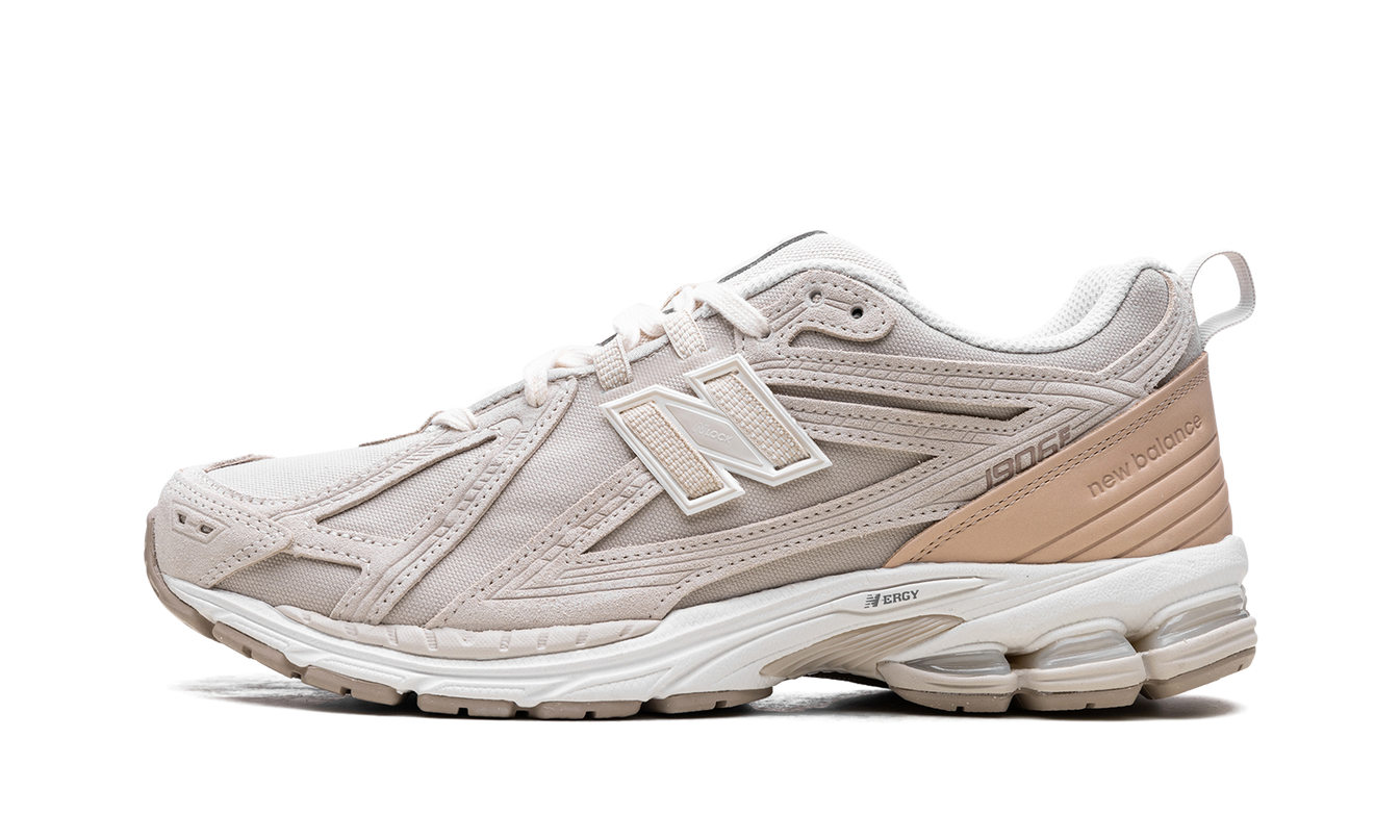 New Balance 1906F "Timber Wolf"