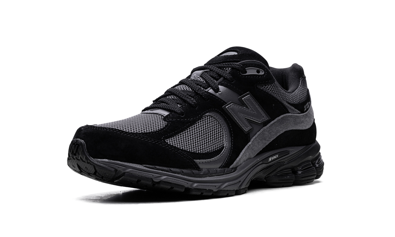 New Balance 2002R "Black Magnet"