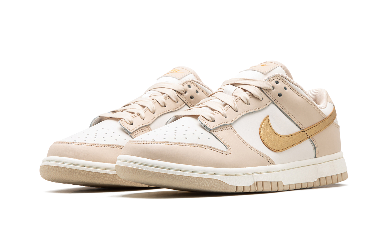 Nike Dunk Low WMNS "Phantom Metallic Gold"