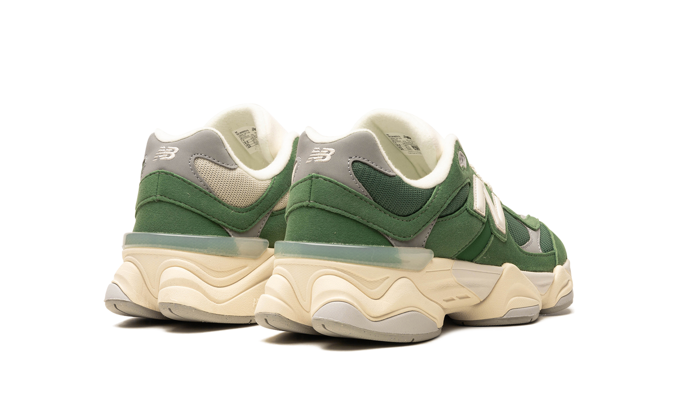 New Balance 9060 GS "Nori"