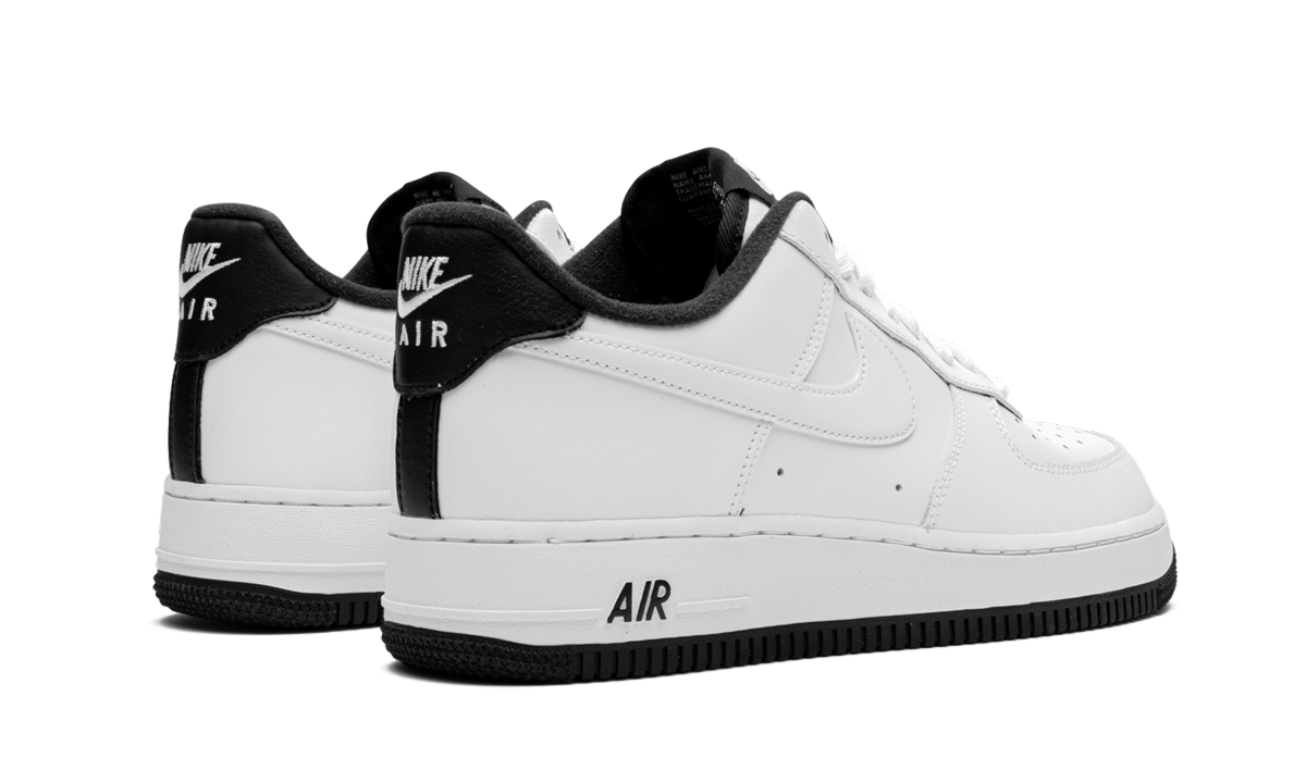 Nike Air Force 1 '07