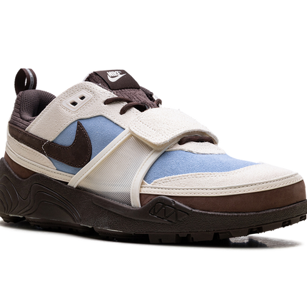 Zoom Field Jaxx Travis Scott  Leche Blue