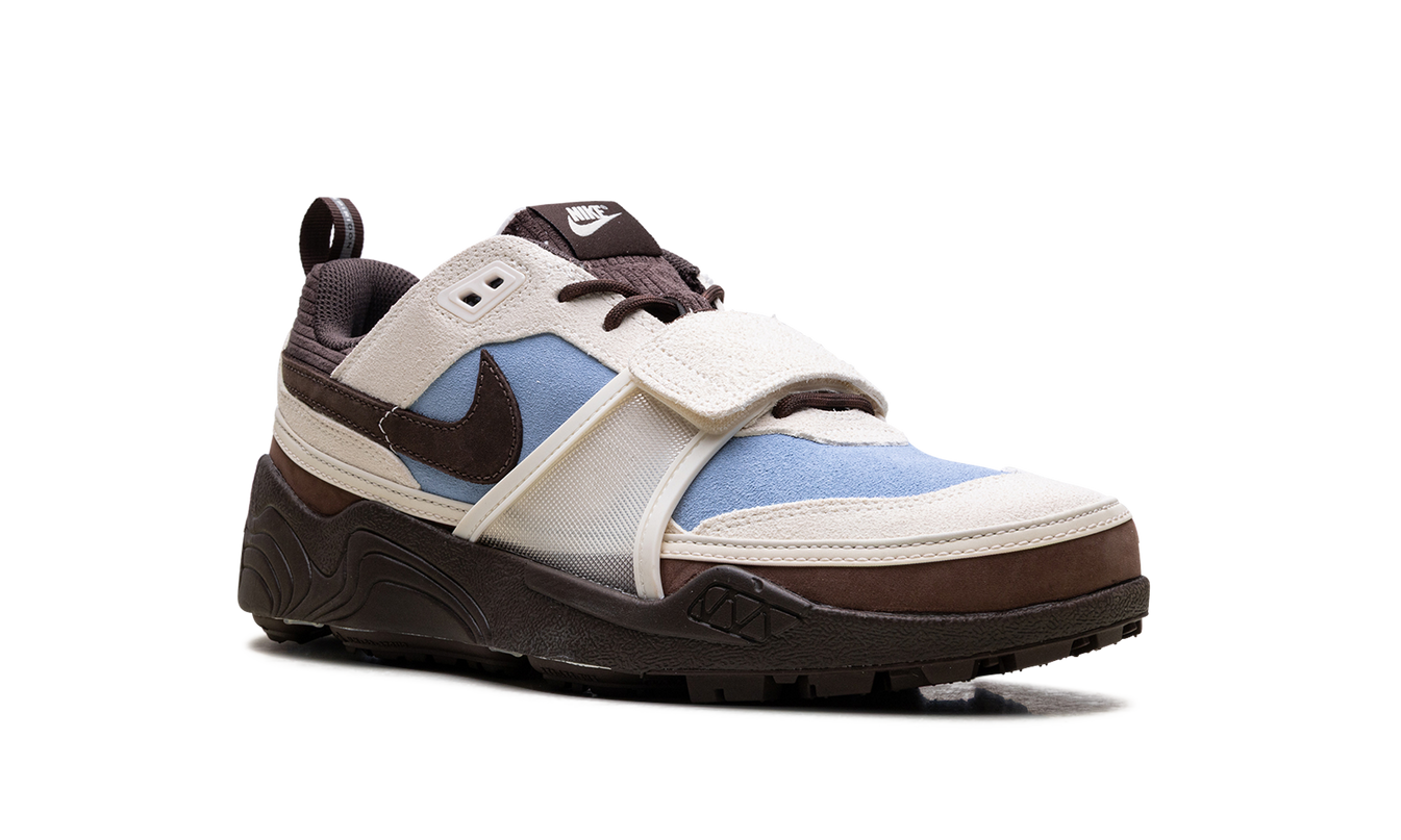 Zoom Field Jaxx Travis Scott  Leche Blue