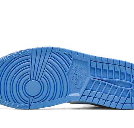 Air Jordan 1 Mid SE "University Blue / Grey"