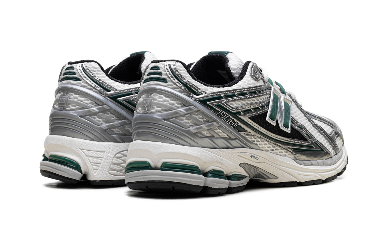New Balance 1906R "Silver Metallic Nightwatch Green"