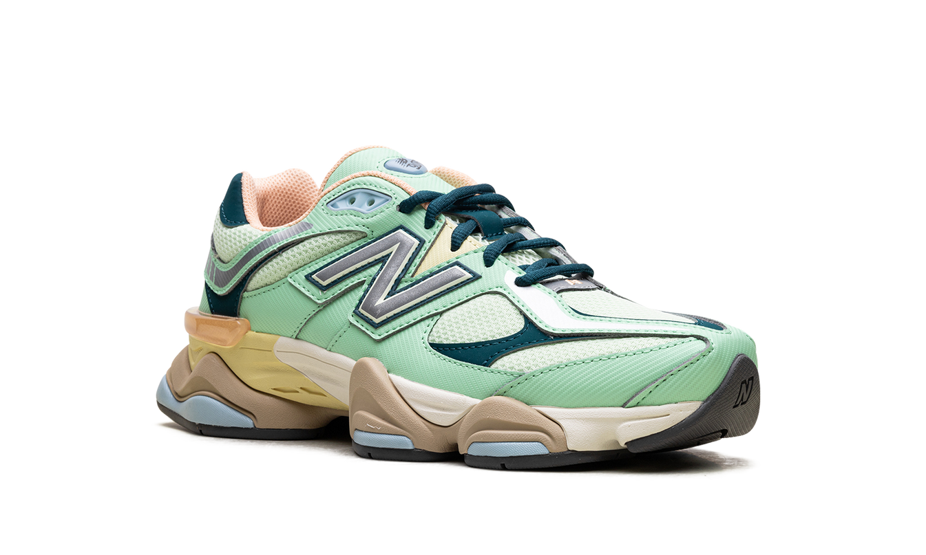 New Balance 9060 "Sweetgrass Deep Ocean"