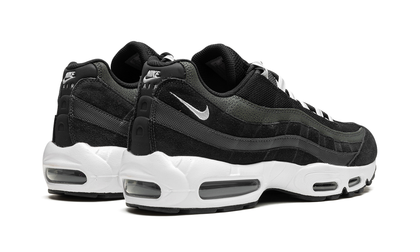 Nike Air Max 95 "Black / Pure Platinum"