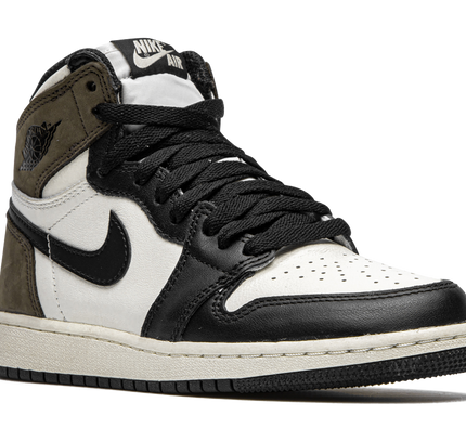 Air Jordan 1 Retro High OG GS "Dark Mocha"